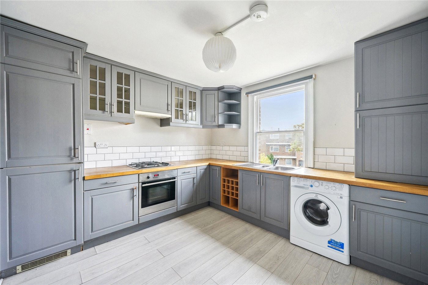 Eat-In Kitchen